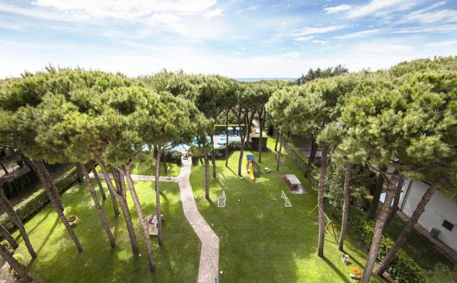 Фото отеля La Pineta Aparthotel