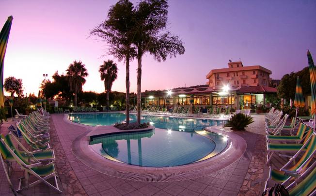 Фото отеля Hotel Sciaron