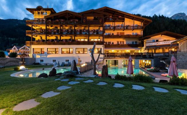 Фото отеля Croce Bianca Leisure & Spa Hotel