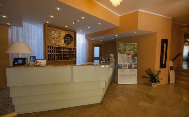 Фото отеля Grand Hotel