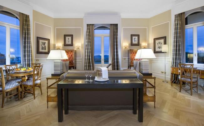Фото отеля Marriott Grand Flora
