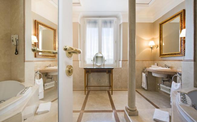 Фото отеля Marriott Grand Flora