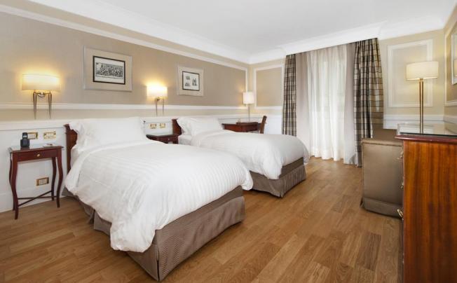 Фото отеля Marriott Grand Flora