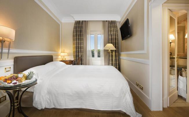 Фото отеля Marriott Grand Flora