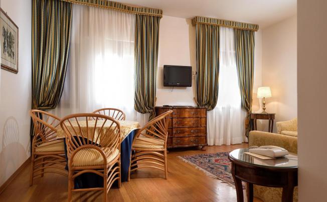 Фото отеля Royal San Marco & Suites