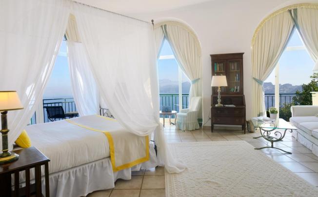 Фото отеля Caesar Augustus Hotel