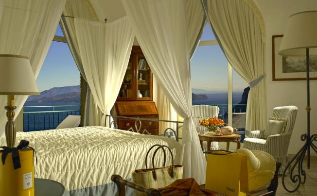 Фото отеля Caesar Augustus Hotel