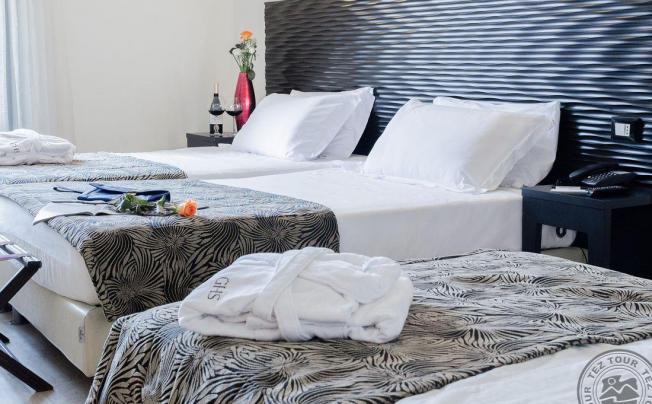 Фото отеля GARIBALDI HOTEL 
