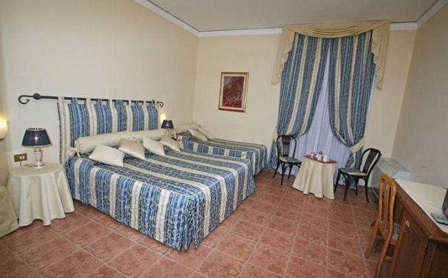 Фото отеля Alinari Hotel