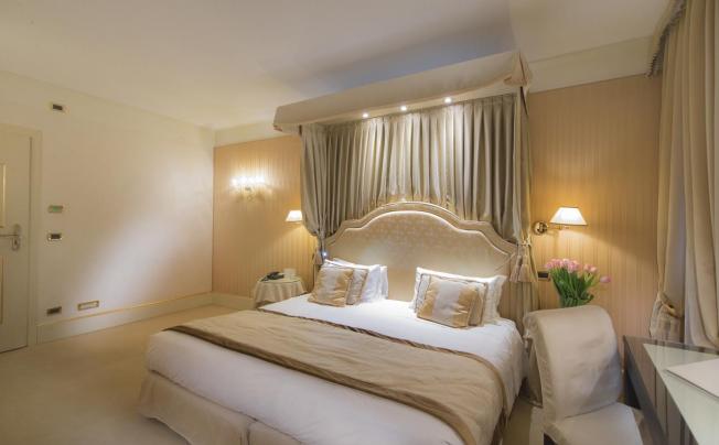 Фото отеля A La Commedia Hotel