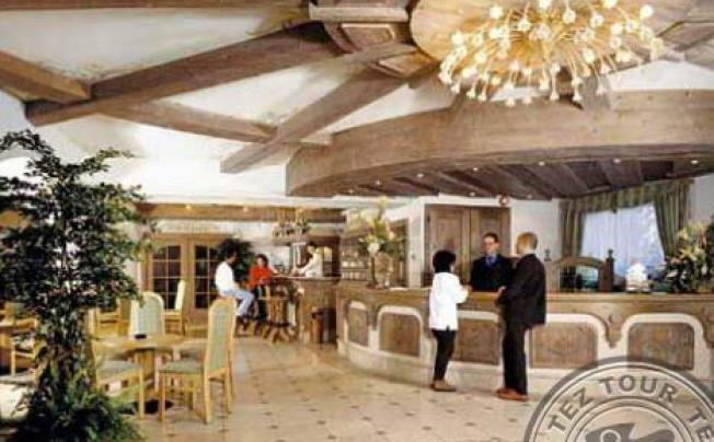 Фото отеля Gran Chalet Soreghes
