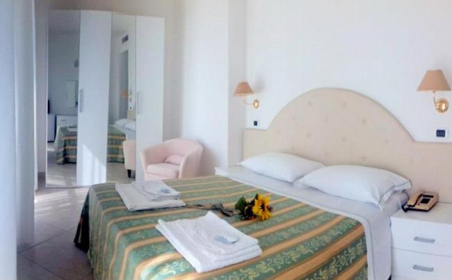 Фото отеля NAVONA HOTEL