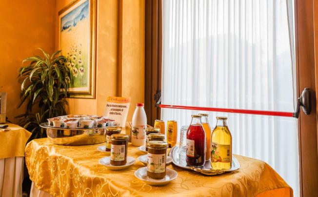 Фото отеля Au Soleil Hotel