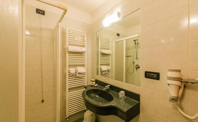 Фото отеля Au Soleil Hotel