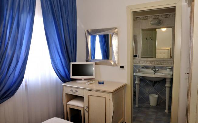 Фото отеля Tirreno