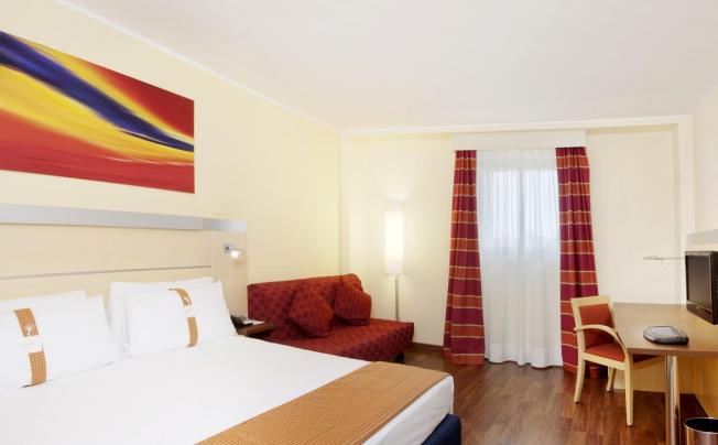 Фото отеля Holiday inn airport