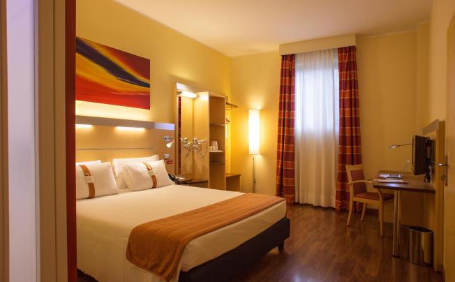 Фото отеля Holiday inn airport