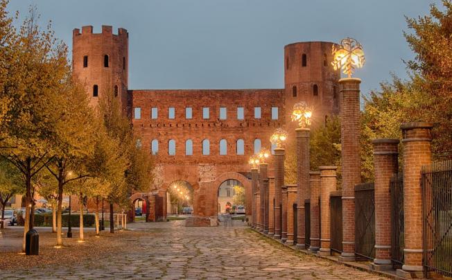 Фото отеля Nh santo stefano