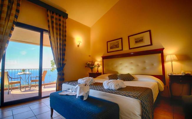 Фото отеля Capo Dei Greci Taormina Coast Hotel & SPA