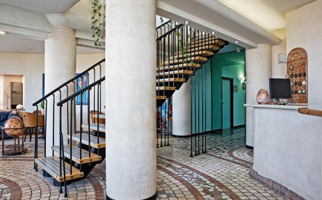 Фото отеля Amba Hotel