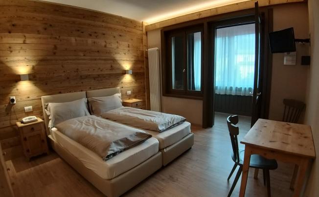 Фото отеля Bernina Hotel