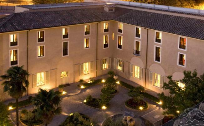 Фото отеля Voi Donna Camilla Savelli Hotel