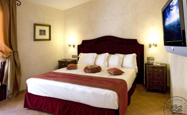 Фото отеля Voi Donna Camilla Savelli Hotel