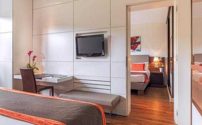 Фото отеля H10 Roma Citta