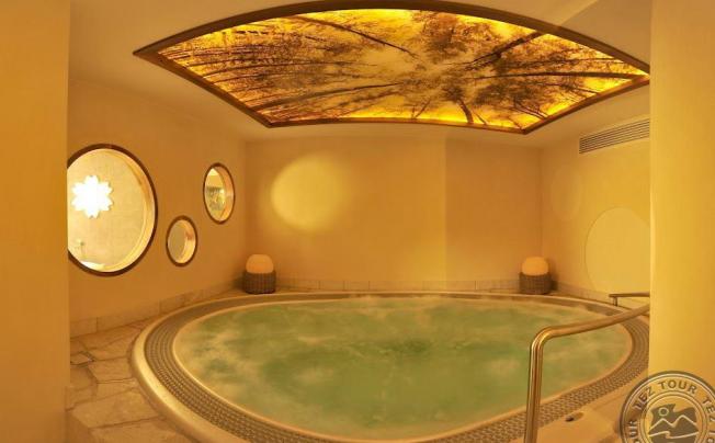 Фото отеля Touring Hotel