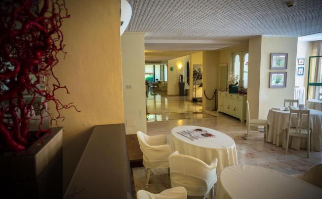 Фото отеля MICHELANGELO HOTEL