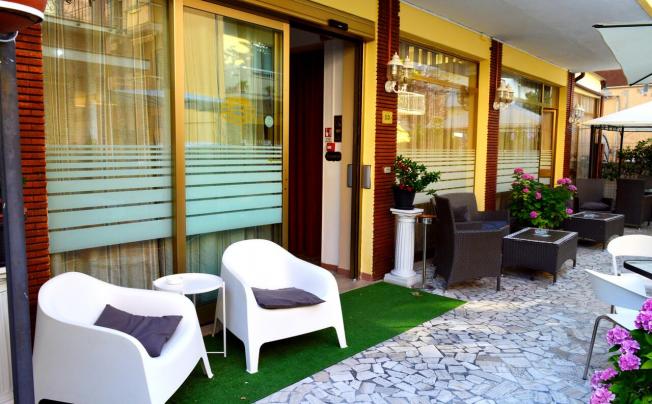Фото отеля Cirene Hotel