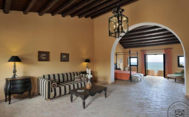 Фото отеля Falconara Charming House Resort & Spa