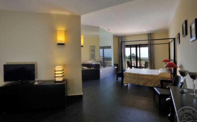 Фото отеля Falconara Charming House Resort & Spa