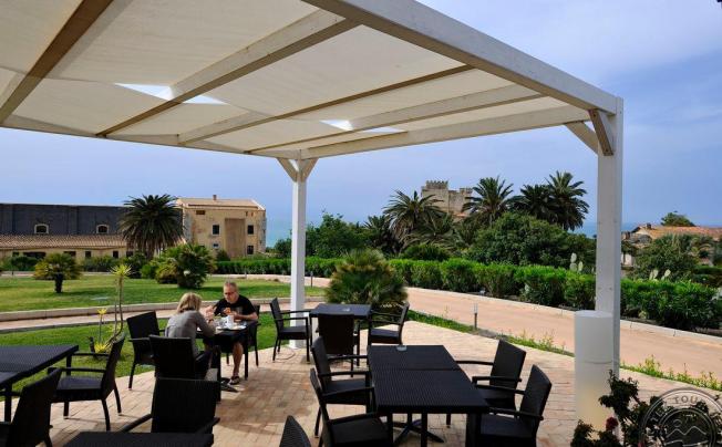 Фото отеля Falconara Charming House Resort & Spa