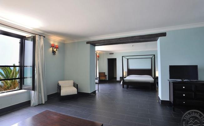 Фото отеля Falconara Charming House Resort & Spa