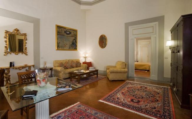 Фото отеля PALAZZO MAGNANI FERONI 