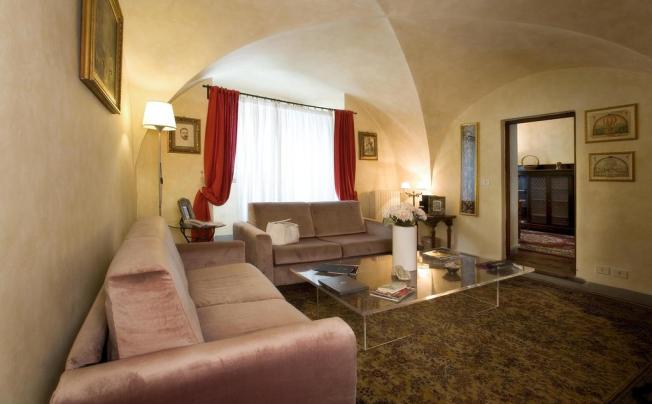 Фото отеля PALAZZO MAGNANI FERONI 
