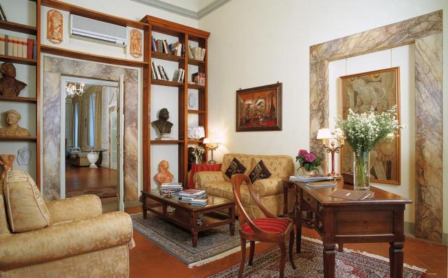 Фото отеля PALAZZO MAGNANI FERONI 