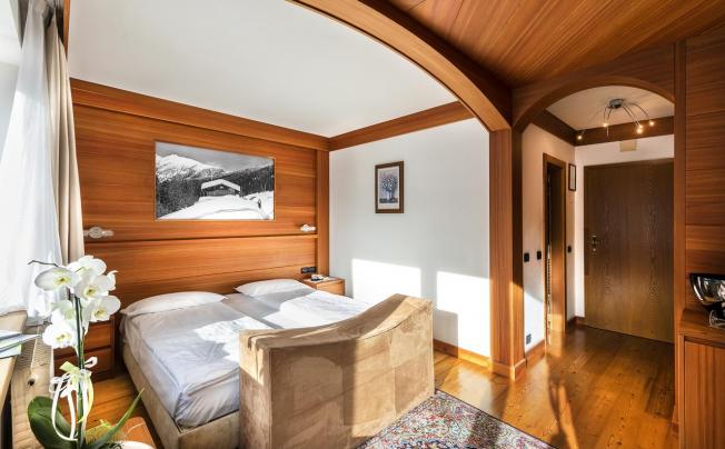 Фото отеля Dahu Hotel