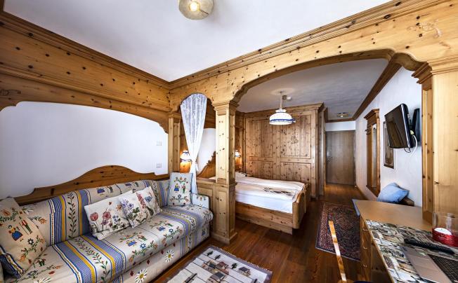 Фото отеля Dahu Hotel