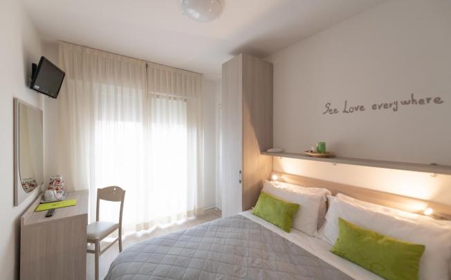 Фото отеля Anny Hotel