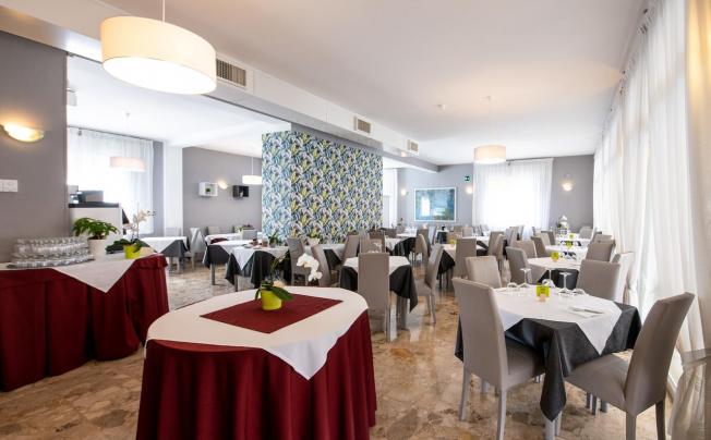 Фото отеля Anny Hotel