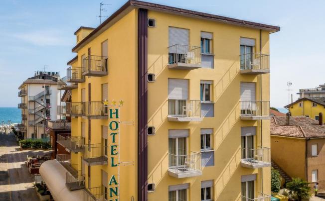 Фото отеля Anny Hotel
