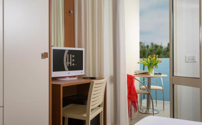 Фото отеля Calypso Hotel