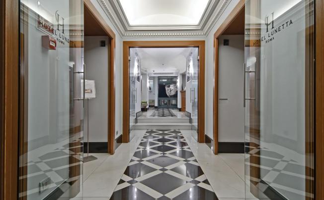 Фото отеля Lunetta roma