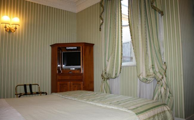 Фото отеля The Baileys Hotel - Rome