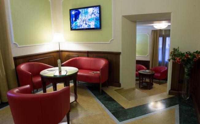 Фото отеля Artemis Hotel