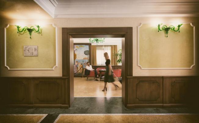 Фото отеля Artemis Hotel