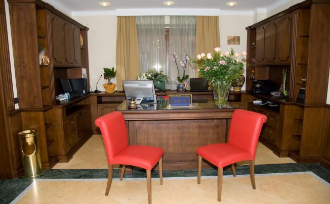 Фото отеля Artemis Hotel