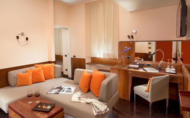 Фото отеля ART HOTEL BY THE SPANISH STEPS 